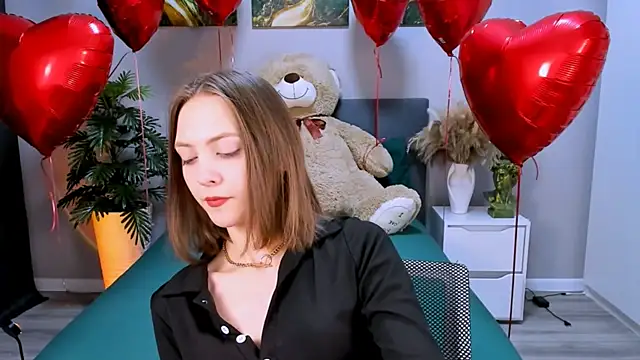 Snapshot of JesssWalker chatting on 02.19.25 JesssWalker online show from 02.19.25