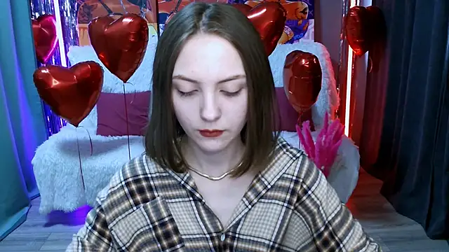 Snapshot of JesssWalker chatting on 02.21.25 JesssWalker online show from 02.21.25