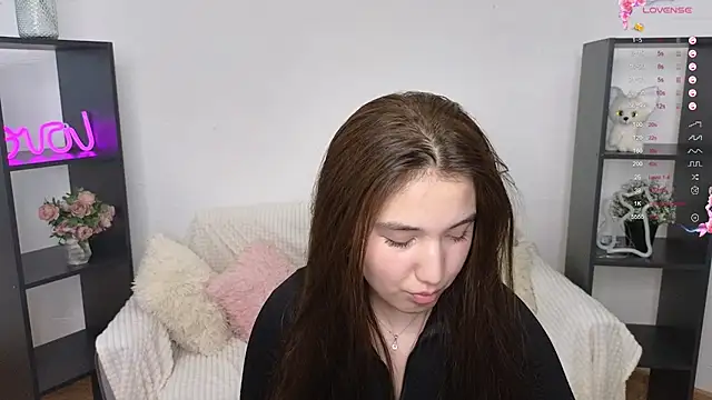 anna elfi online show from 02.08.25