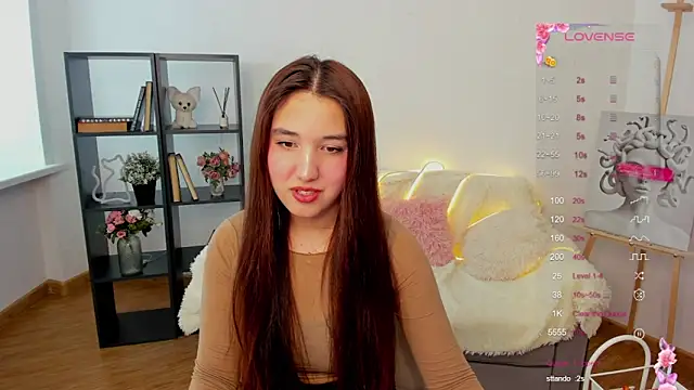 anna elfi online show from 03.13.25