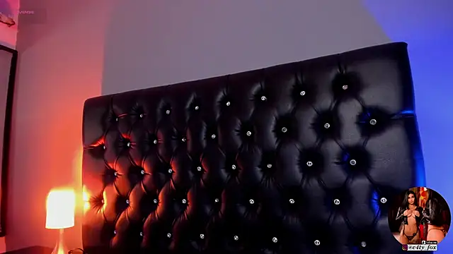 Catty Foxx online show from 02.26.25