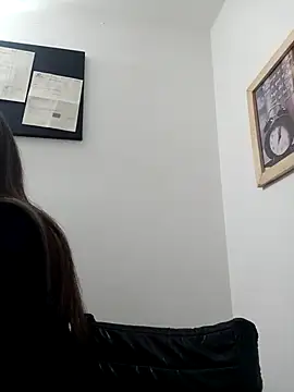 CHARLOTTE 1711 online show from 02.05.25