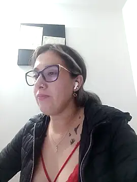 CHARLOTTE 1711 online show from 02.26.25