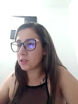 CHARLOTTE 1711 online show from 02.28.25