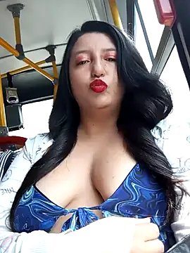 Snapshot of Melyy_Edii chatting on 03.18.25 Melyy Edii online show from 03.18.25