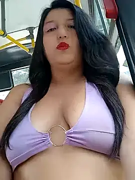 Snapshot of Melyy_Edii chatting on 03.21.25 Melyy Edii online show from 03.21.25