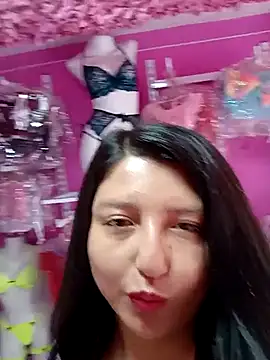 Snapshot of Melyy_Edii chatting on 09.23.25 Melyy Edii online show from 09.23.25