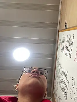 Yessica 832 online show from 02.13.26