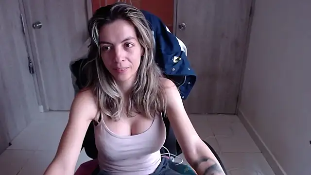 Princezzlove3 online show from 02.08.25