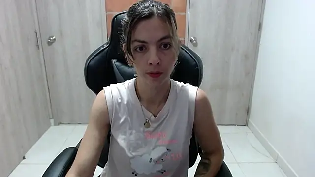 Princezzlove3 online show from 03.14.25