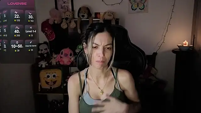 Princezzlove3 online show from 11.15.25