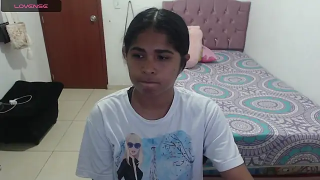 july-feria online show from 02.05.25