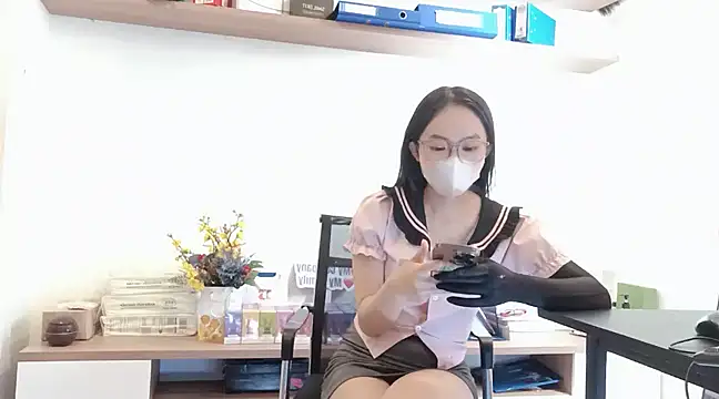 Lush-Office online show from 02.16.25