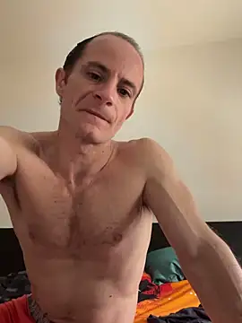 Snapshot of VicesVersa chatting on 02.18.25 VicesVersa online show from 02.18.25