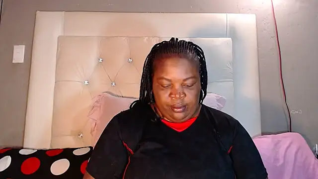 omalicha98 online show from 04.21.26