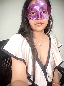 Snapshot of Babbyy_doll chatting on 03.08.25 Babbyy doll online show from 03.08.25