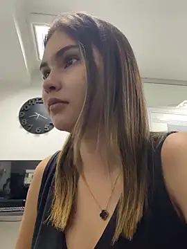 Aitana Hilton  online show from 03.12.25