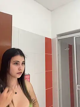 Aitana Hilton  online show from 11.15.25