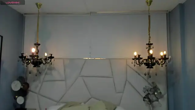 Aitana Hilton  online show from 11.22.25