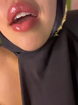 zahra Jalid online show from 04.20.26