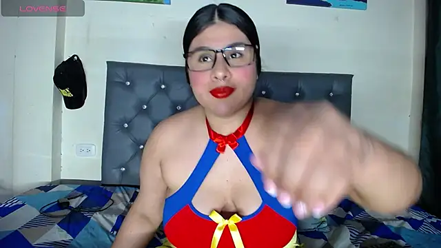 Antonellaa 111 online show from 11.16.25