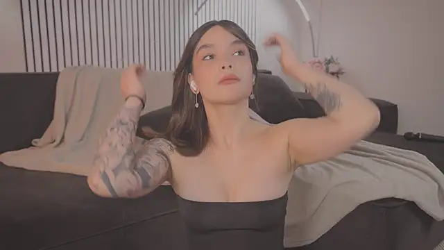 Bella Alita online show from 04.07.26