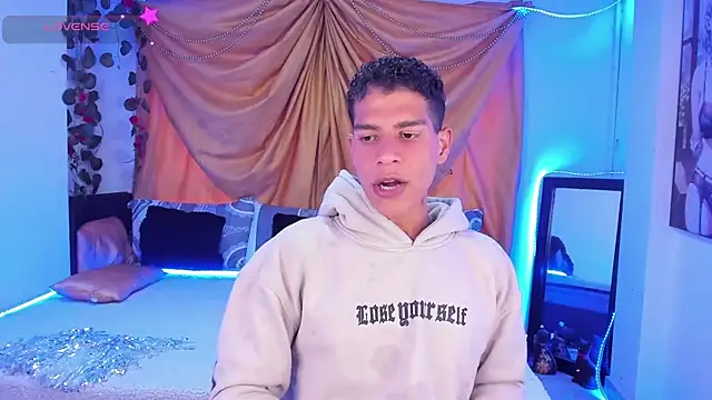 Ethan Boyy online show from 10.31.25