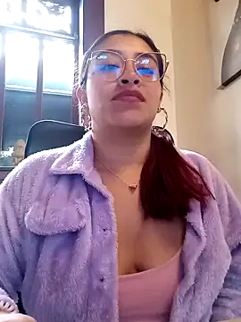 Snapshot of AnonymousGirl chatting on 02.11.25 AnonymousGirl online show from 02.11.25
