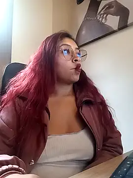 Snapshot of AnonymousGirl chatting on 02.19.25 AnonymousGirl online show from 02.19.25