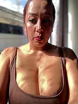 Miss  Melody online show from 12.22.25