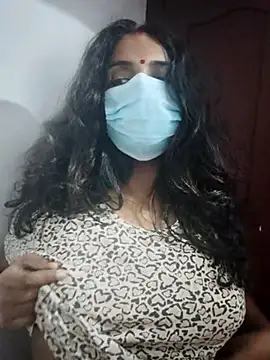 Snapshot of malluhotcoples chatting on 01.17.25 malluhotcoples online show from 01.17.25