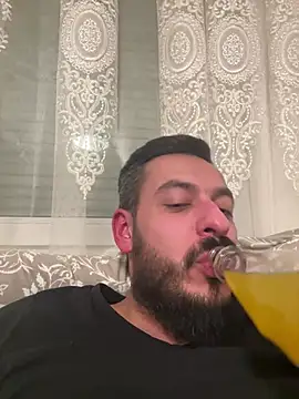 Snapshot of derbyo chatting on 01.13.25 derbyo online show from 01.13.25