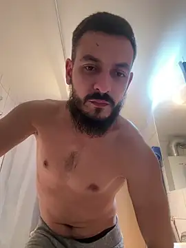 Snapshot of derbyo chatting on 02.07.25 derbyo online show from 02.07.25