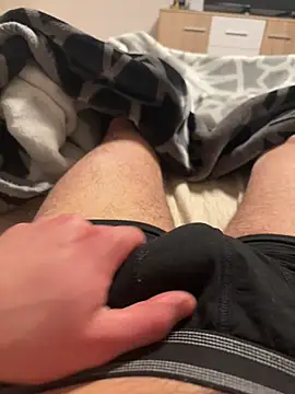 Snapshot of derbyo chatting on 02.09.25 derbyo online show from 02.09.25