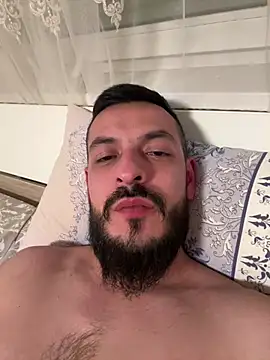 Snapshot of derbyo chatting on 03.19.25 derbyo online show from 03.19.25