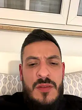 Snapshot of derbyo chatting on 09.24.25 derbyo online show from 09.24.25