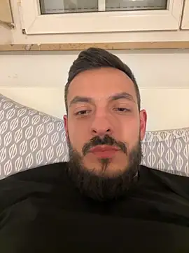 Snapshot of derbyo chatting on 09.29.25 derbyo online show from 09.29.25