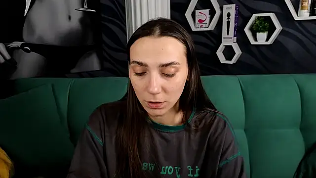 annabishop online show from 02.15.25