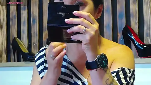 Tory Lovi online show from 03.23.26