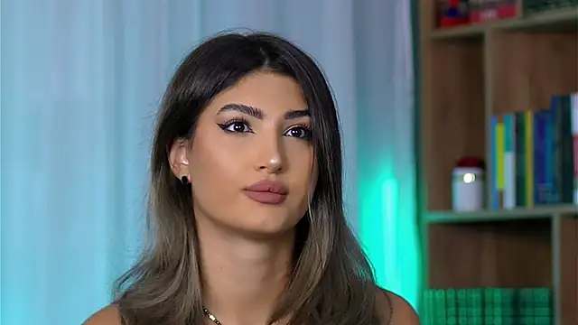 SarahPeach8 online show from 10.04.25