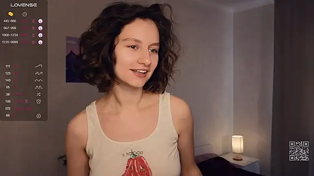 Leya Curly online show from 03.10.25