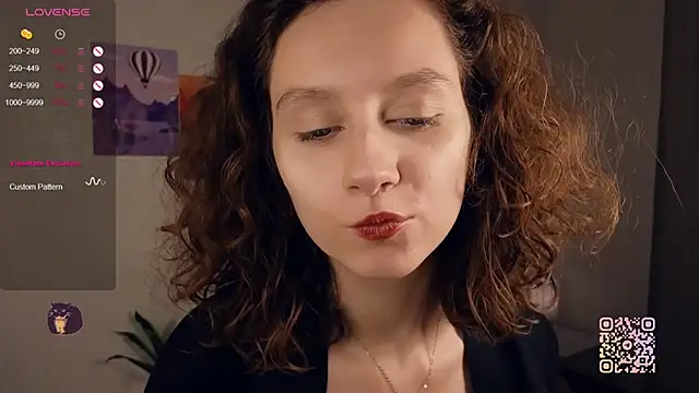 Leya Curly online show from 09.09.25