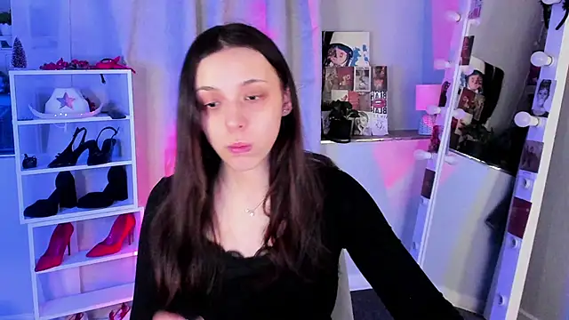 Sahara Shields online show from 02.21.26