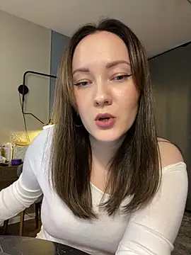 Snapshot of Kiss_My_Body chatting on 09.16.25 Kiss My Body online show from 09.16.25