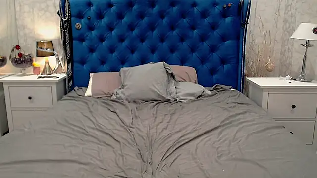 via mayer  online show from 01.06.26