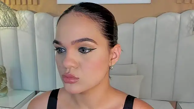 Snapshot of rutila_ford chatting on 01.25.25 rutila ford online show from 01.25.25