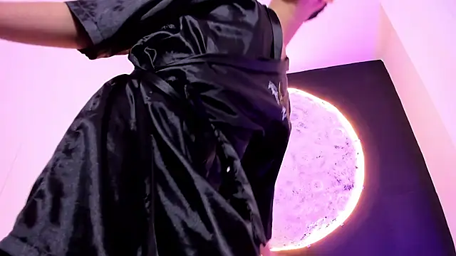 Snapshot of EthaanCox chatting on 02.22.25 EthaanCox online show from 02.22.25