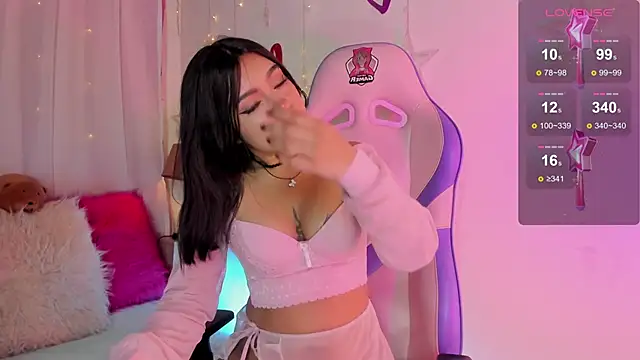 emma soffia  online show from 03.05.25