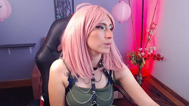 Snapshot of miss_moonlight chatting on 02.24.25 miss moonlight online show from 02.24.25