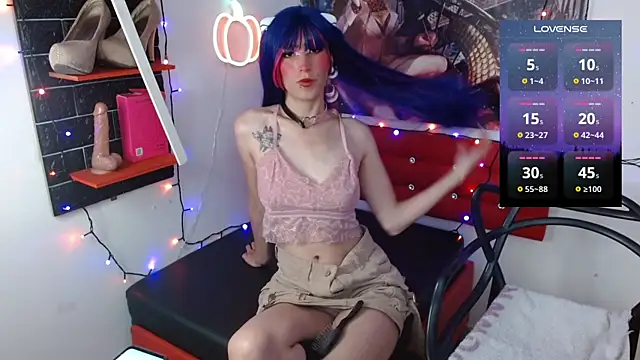 Snapshot of miss_moonlight chatting on 11.03.25 miss moonlight online show from 11.03.25